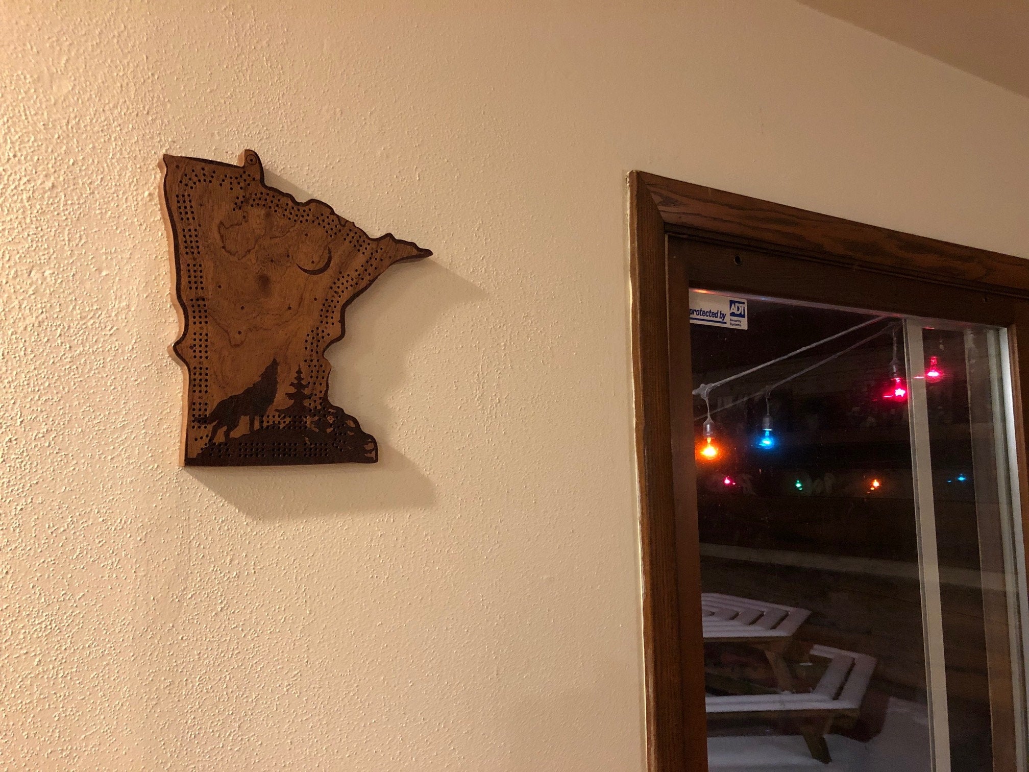 Minnesota Wolf Cribbage Board & Wall Display