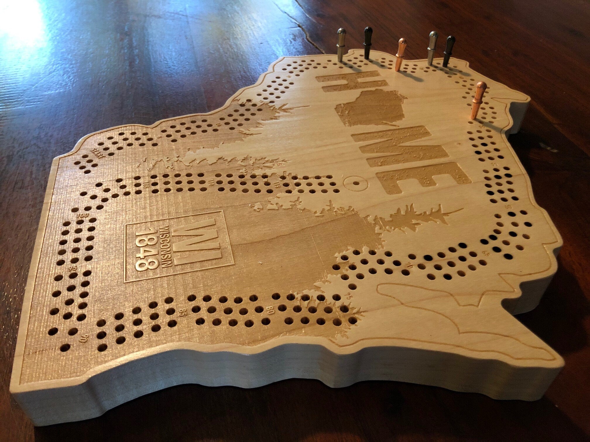 HOME Wisconsin Cribbage Board & Wall Display Big Fish Woodworks