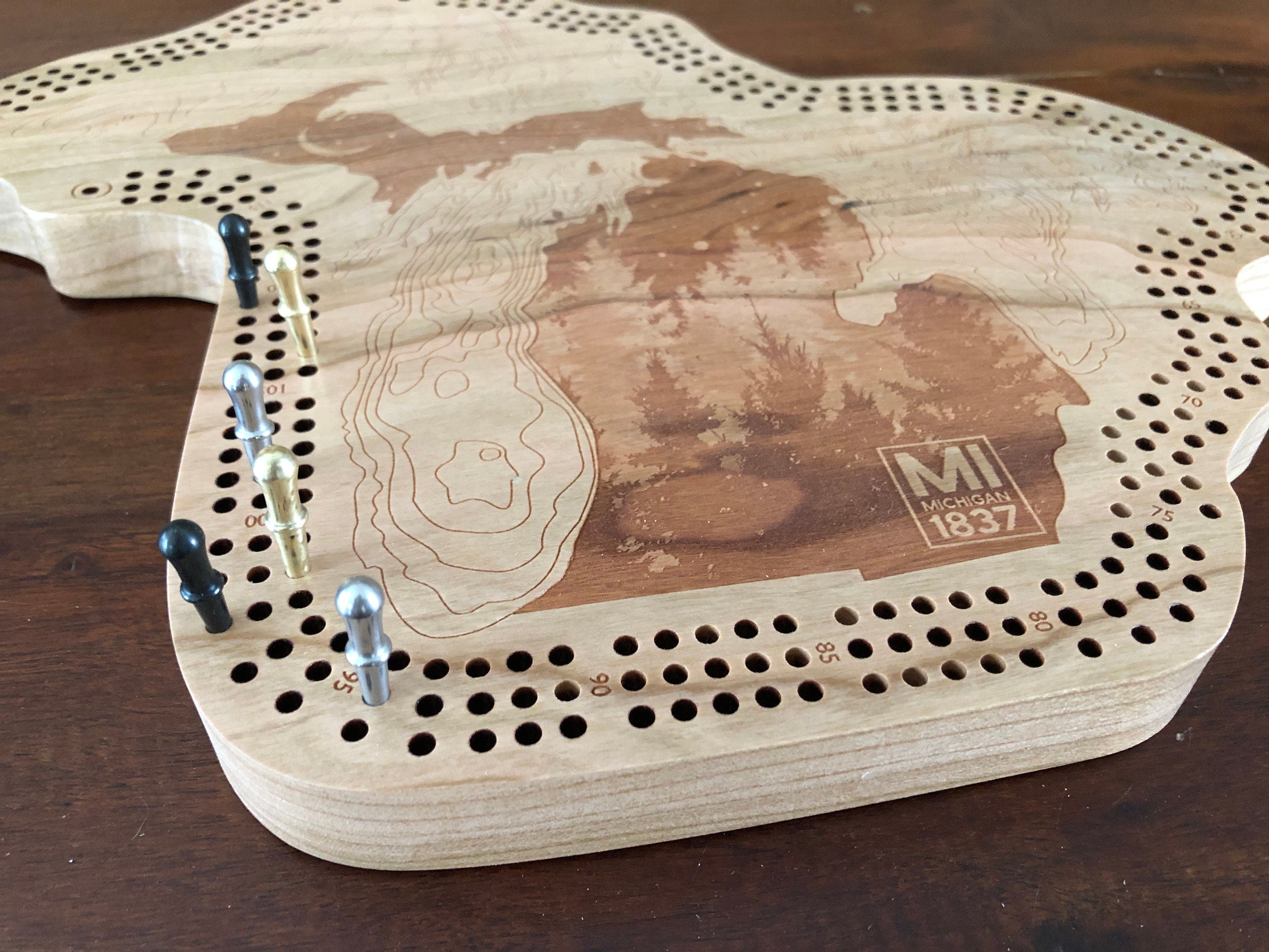 Michigan Lakes and Pines Cribbage Board & Wall Display