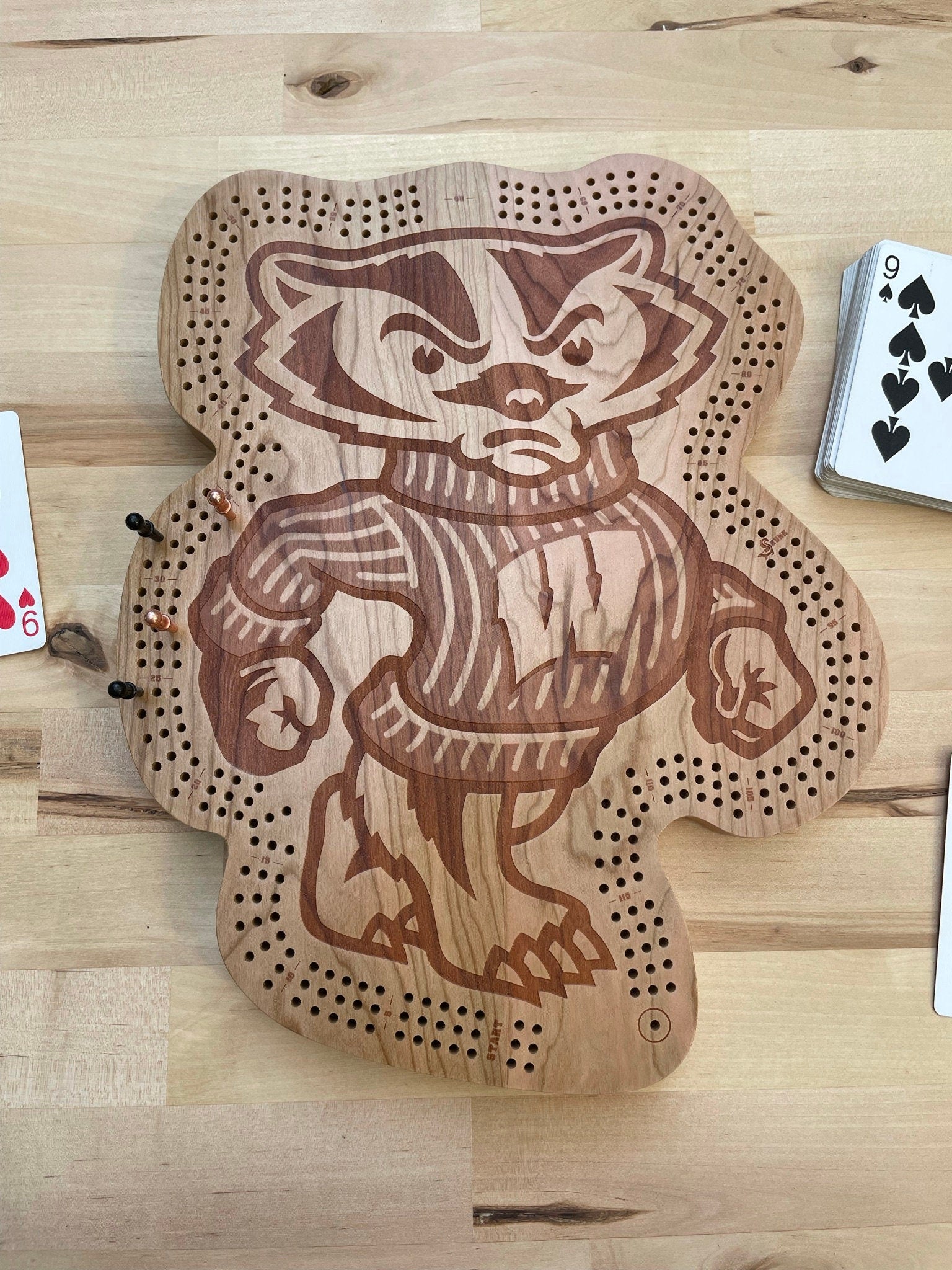 University of Wisconsin - Bucky Badger Cribbage Board & Wall Display